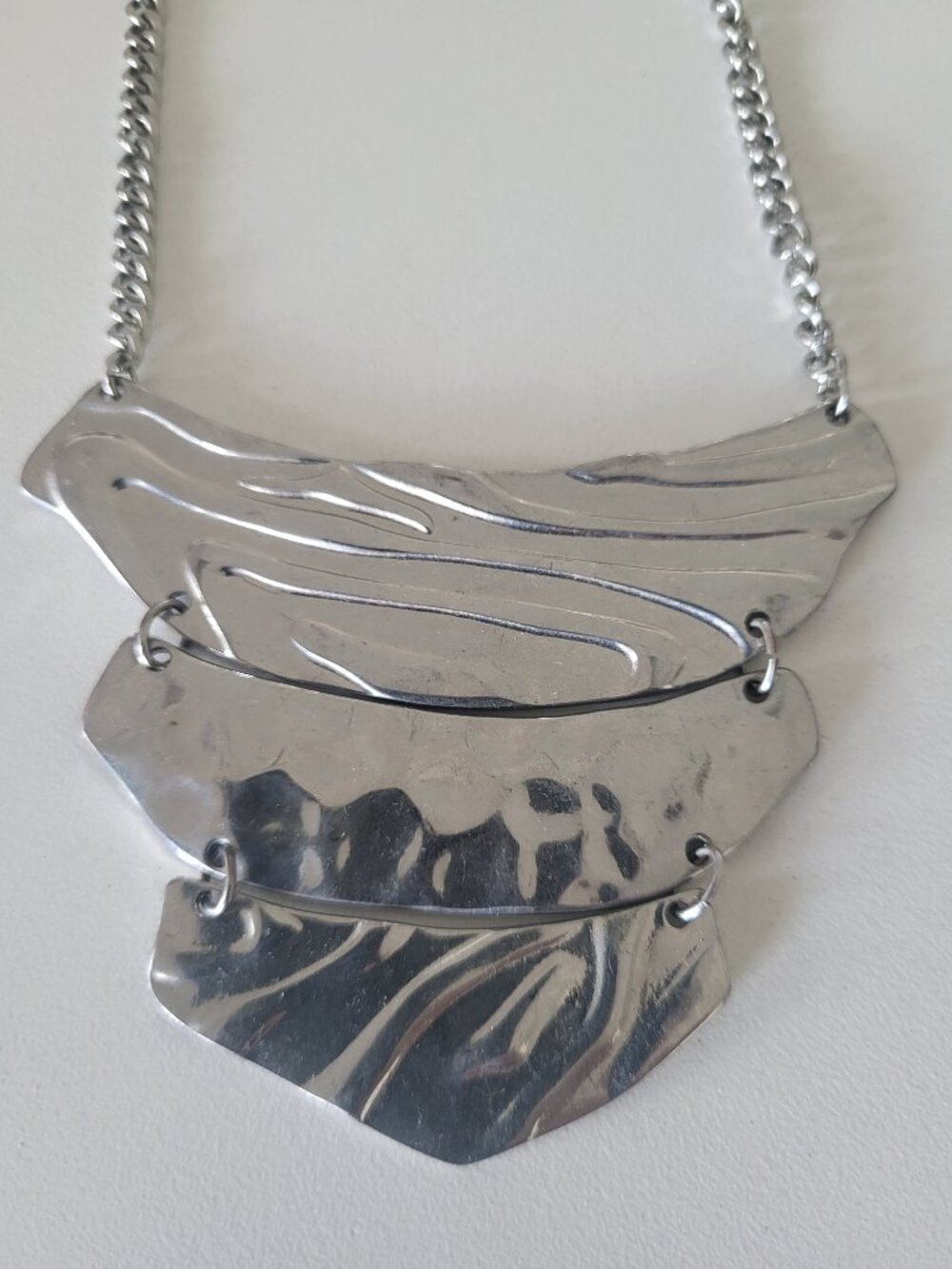 Bay to Baubles Hammered Silver Curb Chain Chunky Tiered Collar Necklace EUC 17"